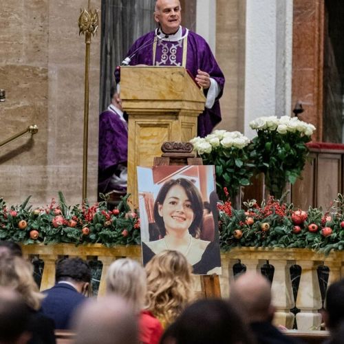 Funerali di Sara 04141717 ef99afc9