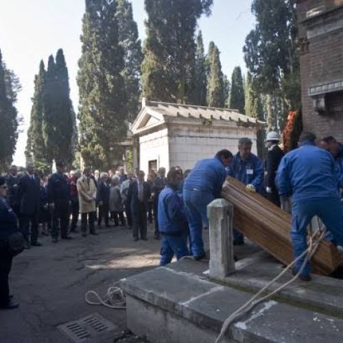 tumulazione f69c22f2